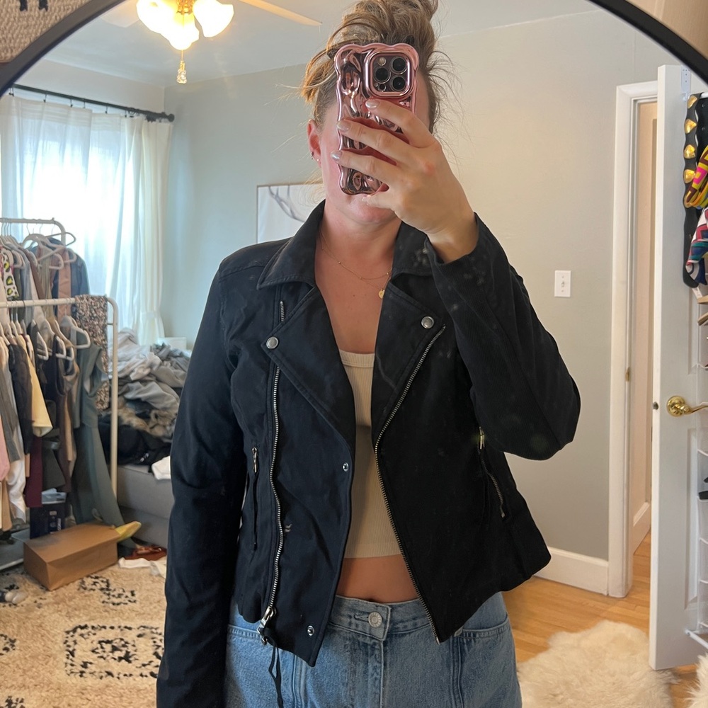 Stretchy cropped black moto jacket